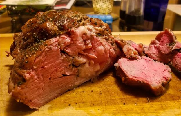 A picture containing food, indoor, piece, slice

Description automatically generated