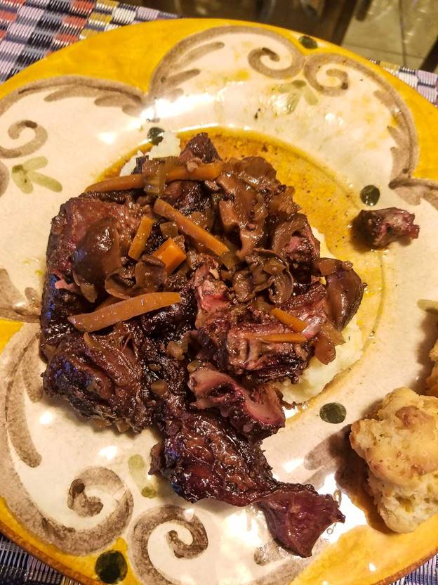 A plate of food

Description automatically generated with medium confidence